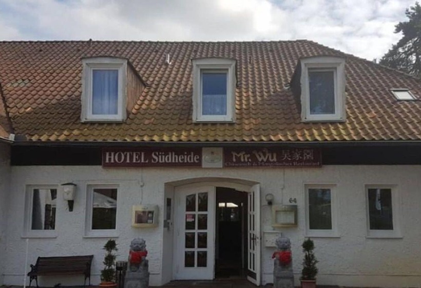 ホテル Südheide