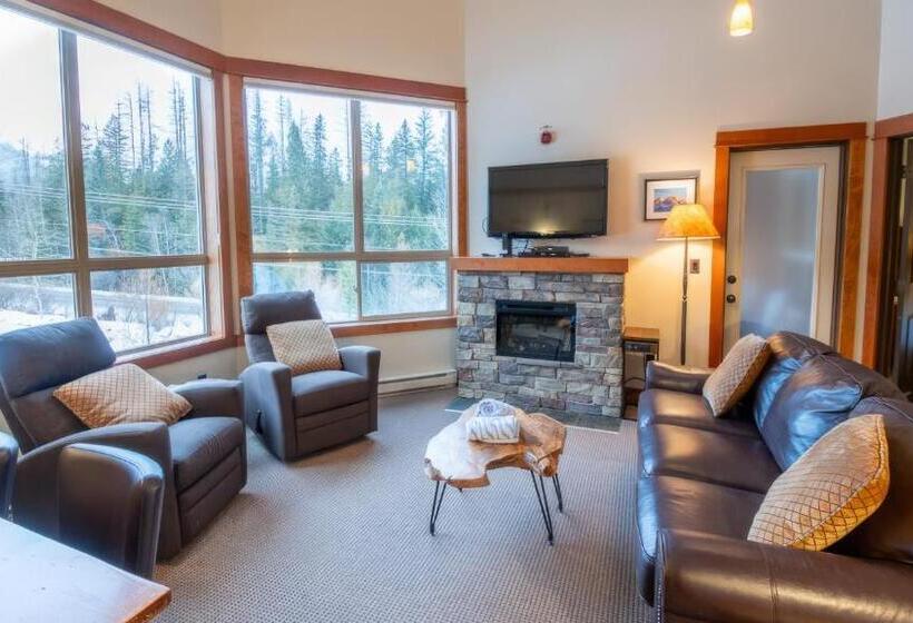 استراحتگاه Timberline Lodges By Fernie Lodging Co