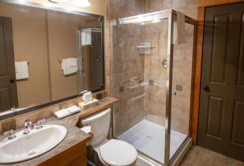 استراحتگاه Timberline Lodges By Fernie Lodging Co