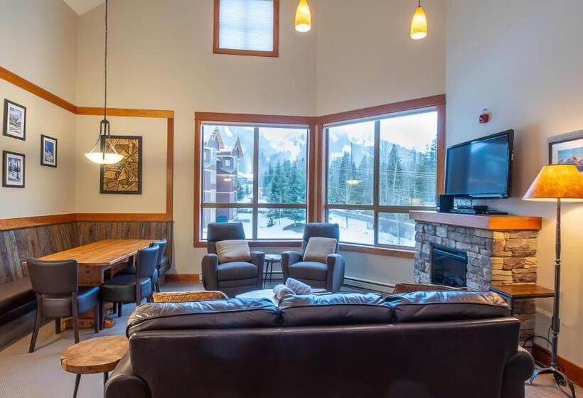 استراحتگاه Timberline Lodges By Fernie Lodging Co
