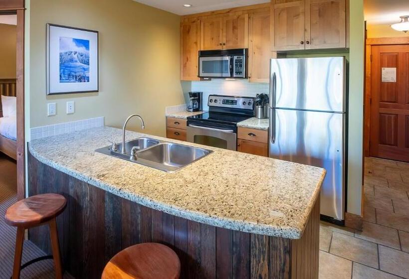 استراحتگاه Timberline Lodges By Fernie Lodging Co