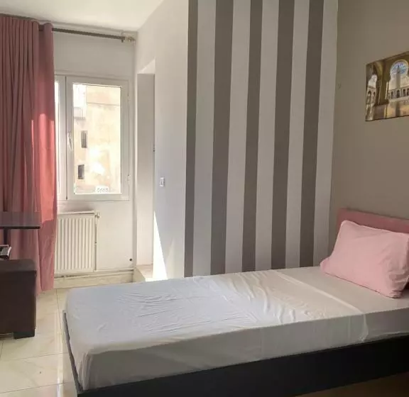 هاستل Métropole Résidence