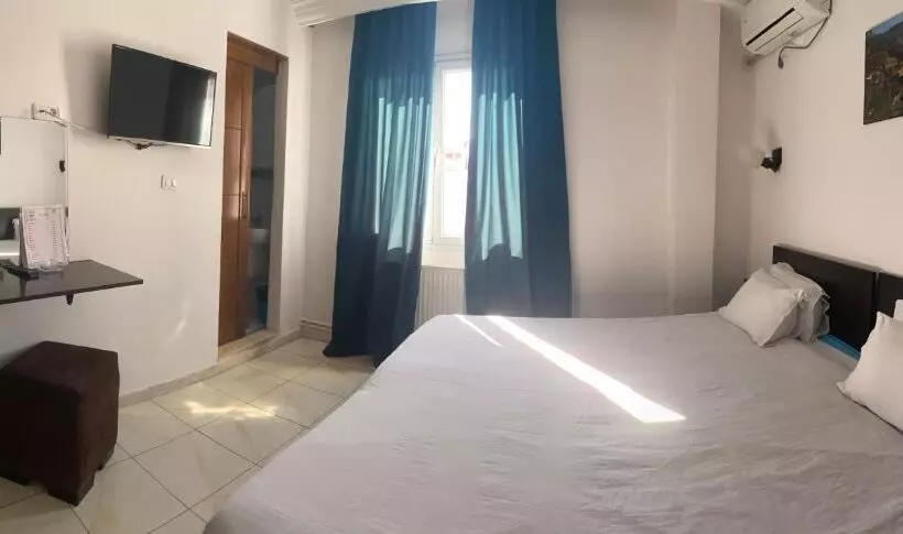 هاستل Métropole Résidence