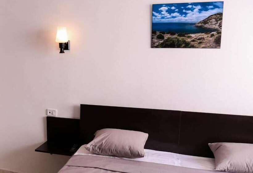 هاستل Métropole Résidence