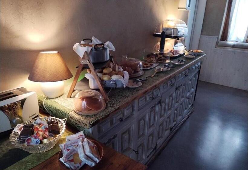 تختخواب و صبحانه Ca' Blanca