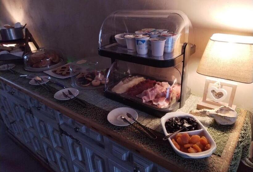 تختخواب و صبحانه Ca' Blanca