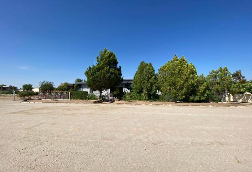 Karas Inn Bed And Breakfast