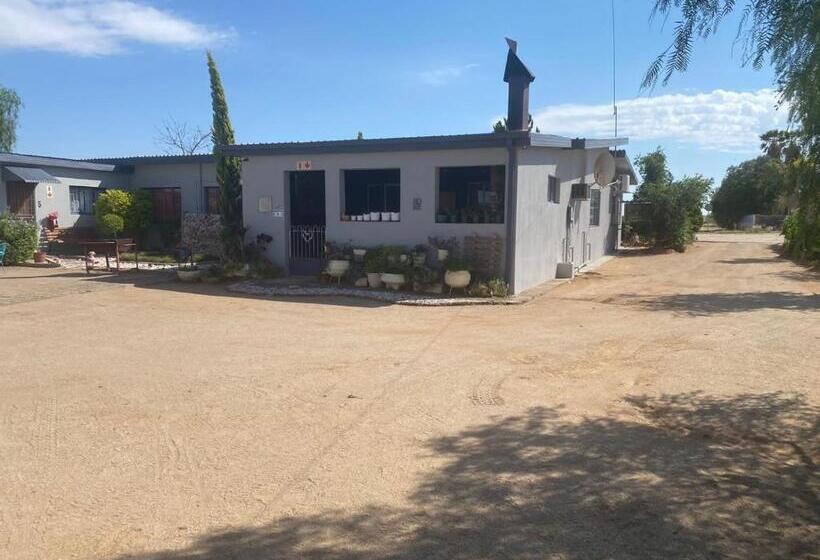 Karas Inn Bed And Breakfast