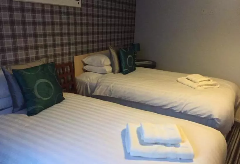 تختخواب و صبحانه Keeru S Guest House