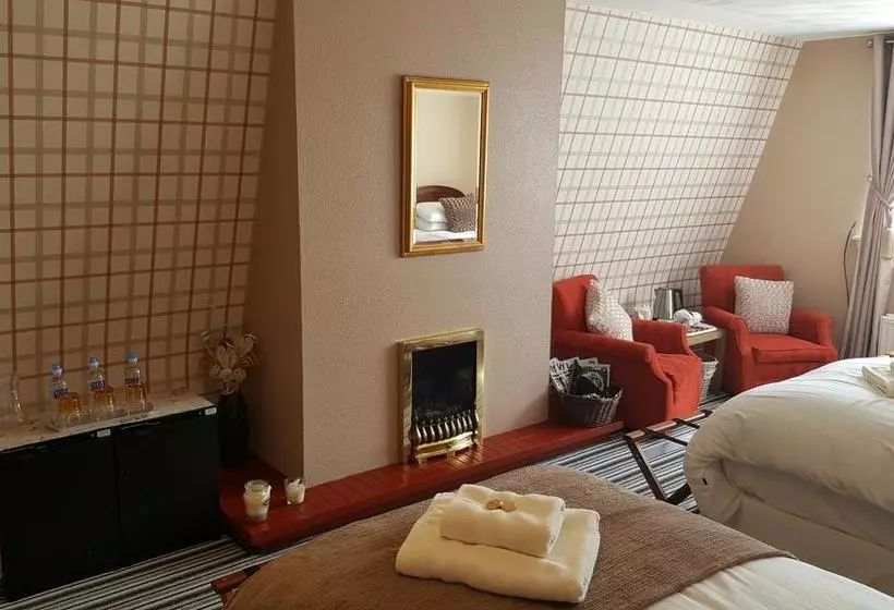 تختخواب و صبحانه Keeru S Guest House