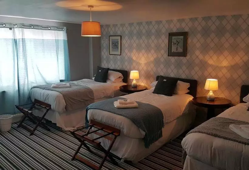 تختخواب و صبحانه Keeru S Guest House