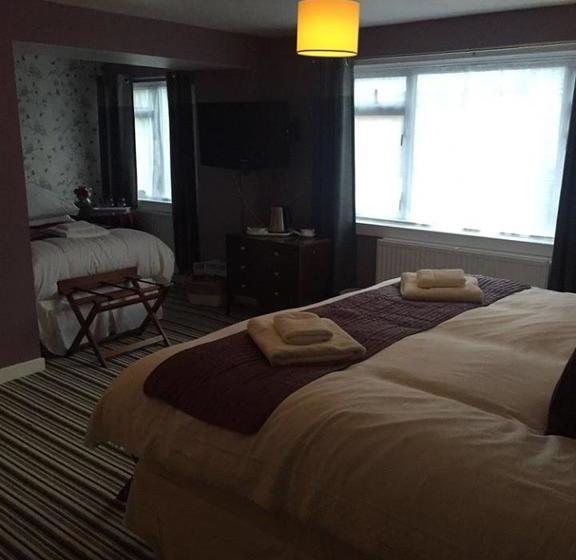 Bed and Breakfast Keeru S Guest House