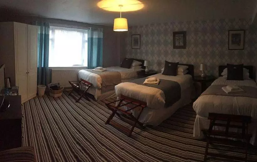 تختخواب و صبحانه Keeru S Guest House