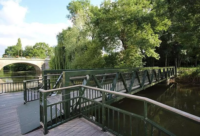 Aamiaismajoitus (B&B) Logis Du Lièvre D Or