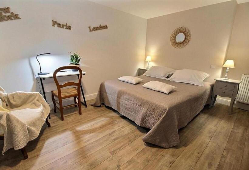 مبيت وإفطار Logis Du Lièvre D Or