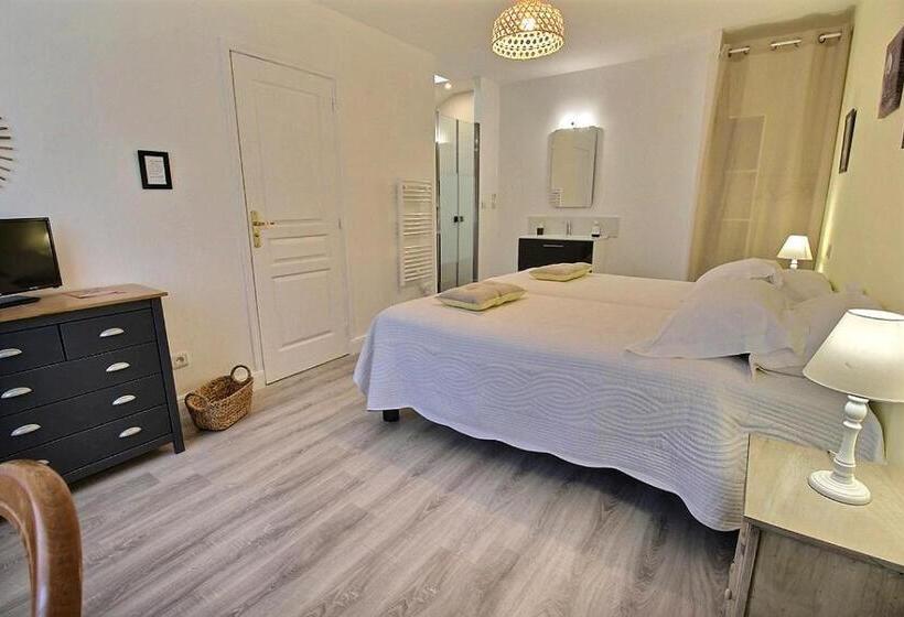 مبيت وإفطار Logis Du Lièvre D Or