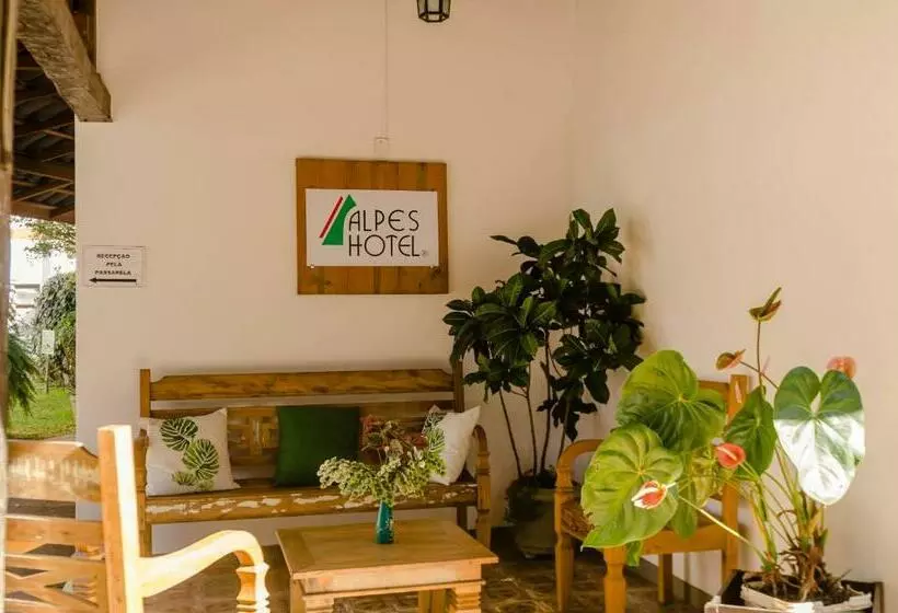 Hotelli Alpes