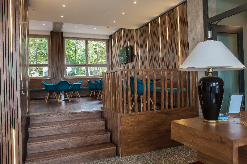 هتل H24 Berlin Lichtenberg