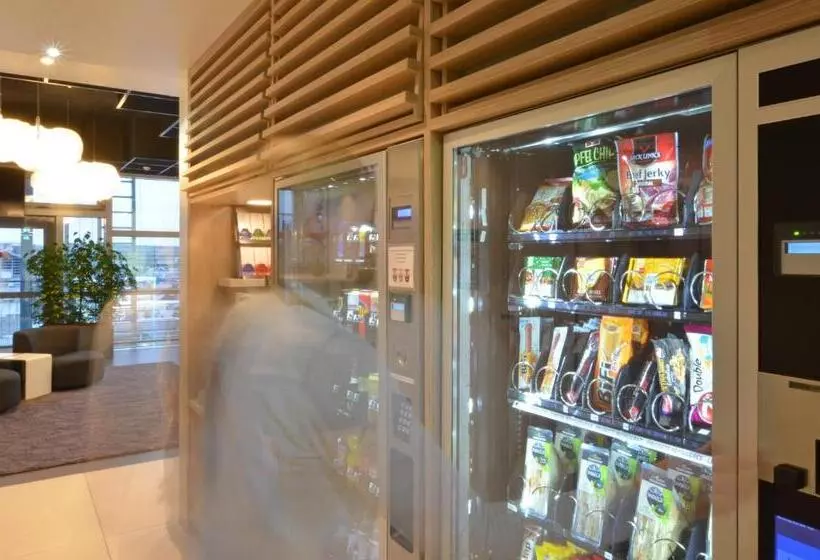 My Cloud Transit Hotel   Guests With International Flight Only!