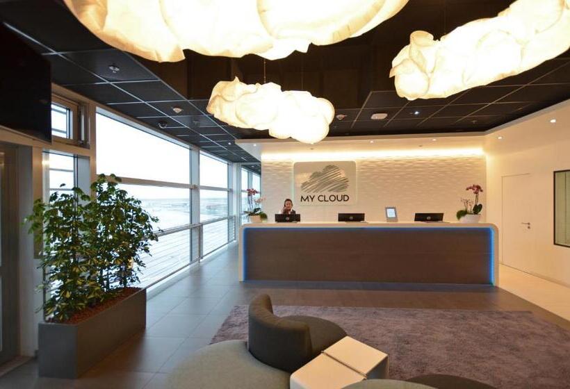 My Cloud Transit Hotel   Guests With International Flight Only!