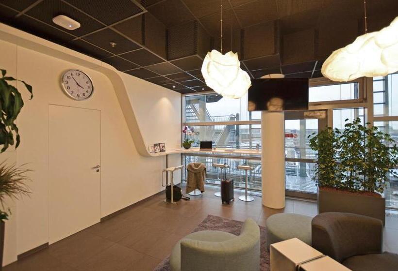 My Cloud Transit Hotel   Guests With International Flight Only!