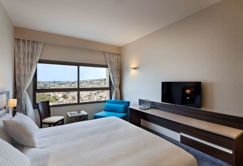 Hotel Ramada Olivie Nazareth