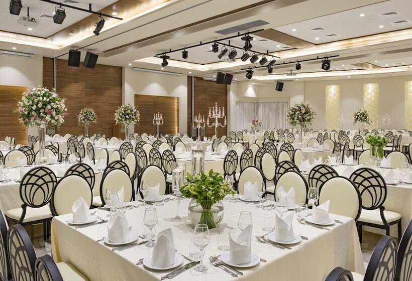 Hotel Ramada Olivie Nazareth