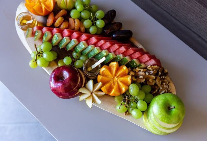 Hotel Ramada Olivie Nazareth