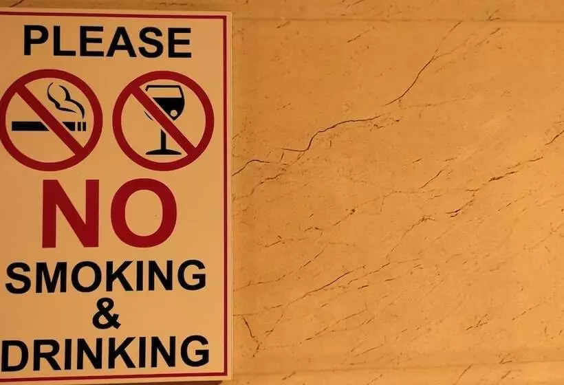 Hotelli Sri Maharaja Residency