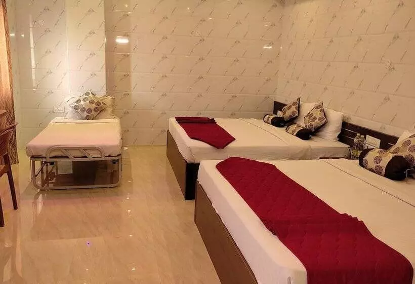 Hotelli Sri Maharaja Residency