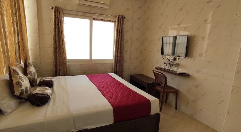 هتل Sri Maharaja Residency