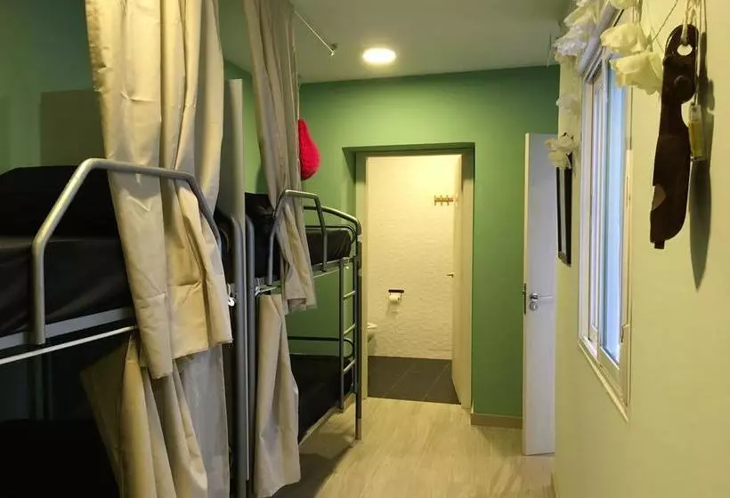 La Casa Del Colibrí Youth Hostel