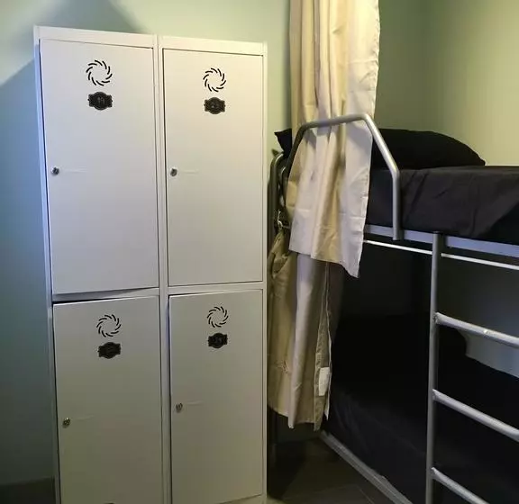 La Casa Del Colibrí Youth Hostel