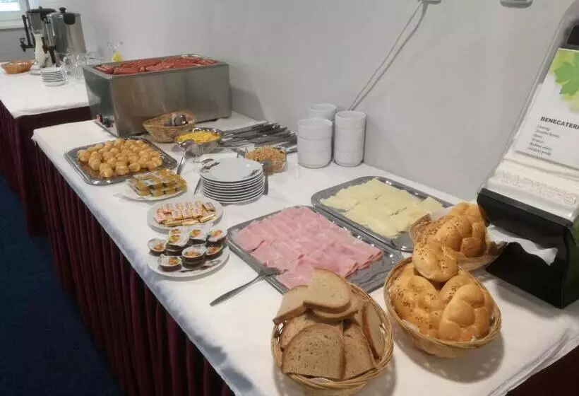 Sporthotel Zimní Stadion Benešov