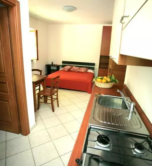 تختخواب و صبحانه L Arancio In Fiore Bad&breakfast