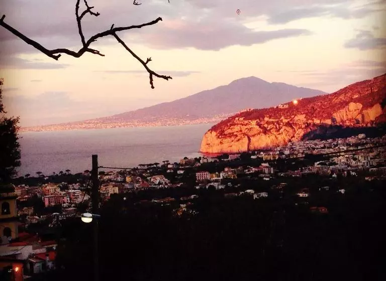 تختخواب و صبحانه L Arancio In Fiore Bad&breakfast