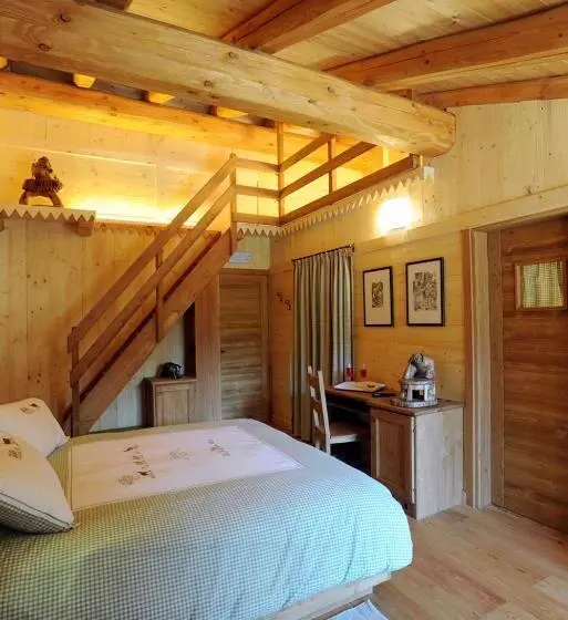 Aamiaismajoitus (B&B) Hibou Chambres   Cogne