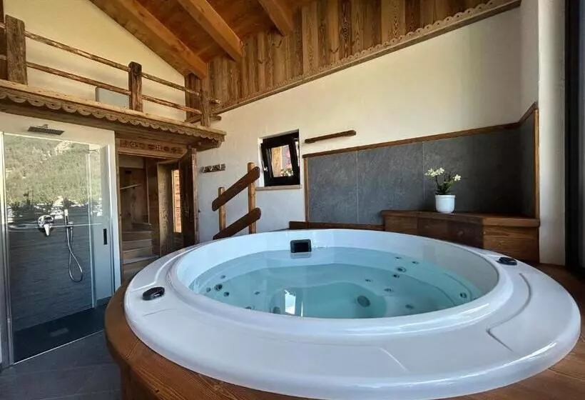 Aamiaismajoitus (B&B) Hibou Chambres   Cogne