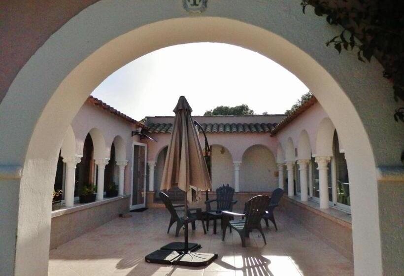 צימר Domaine De Foresta