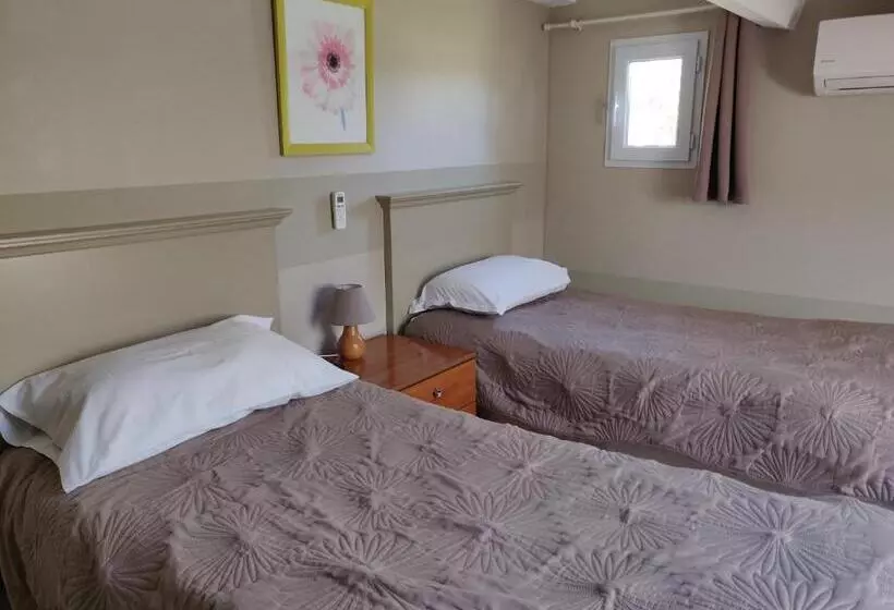 Aamiaismajoitus (B&B) Domaine De Foresta