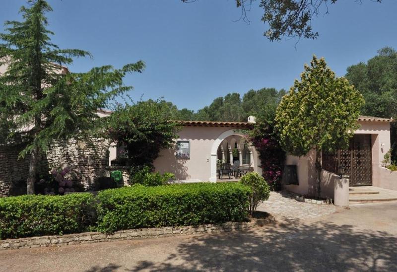 צימר Domaine De Foresta