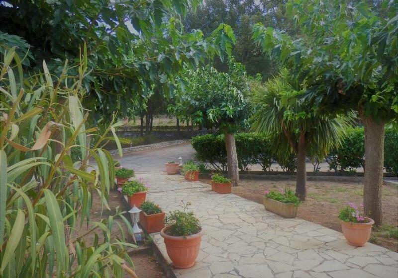 צימר Domaine De Foresta