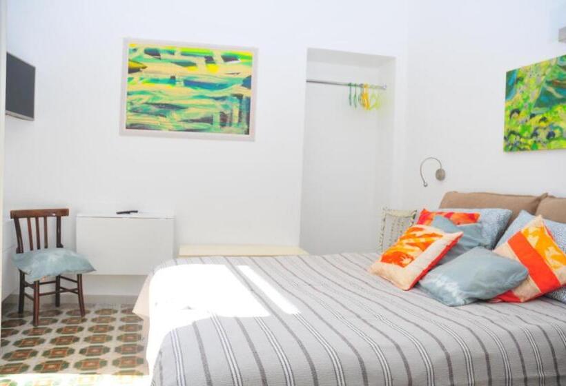 住宿加早餐  Il Giardino Di Tatiana Rooms & Breakfast