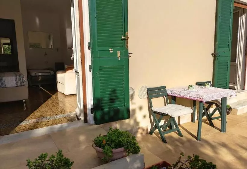 تختخواب و صبحانه Il Giardino Di Tatiana Rooms & Breakfast