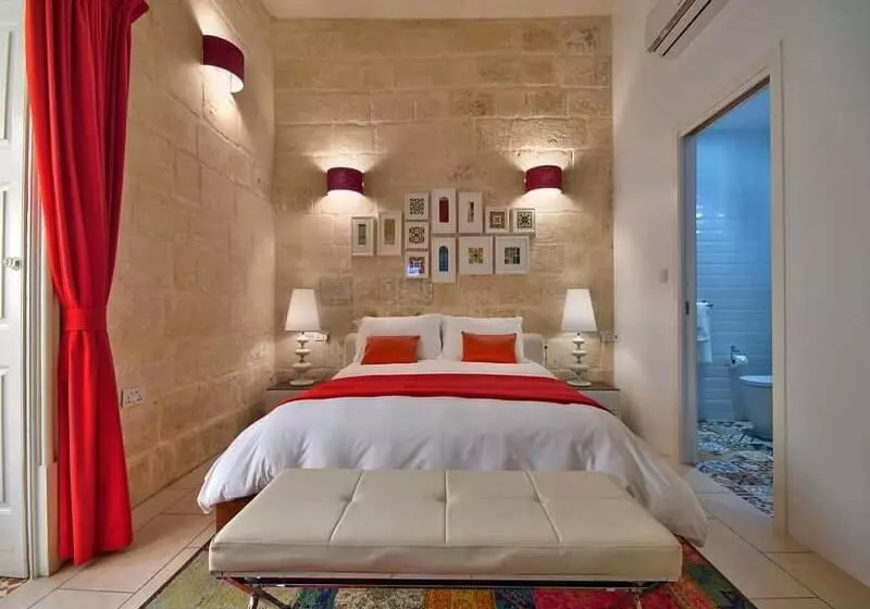 تختخواب و صبحانه Julesy S Bnb