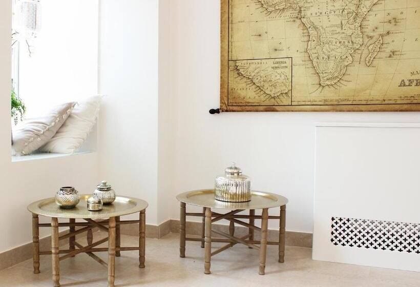 تختخواب و صبحانه L'etoile