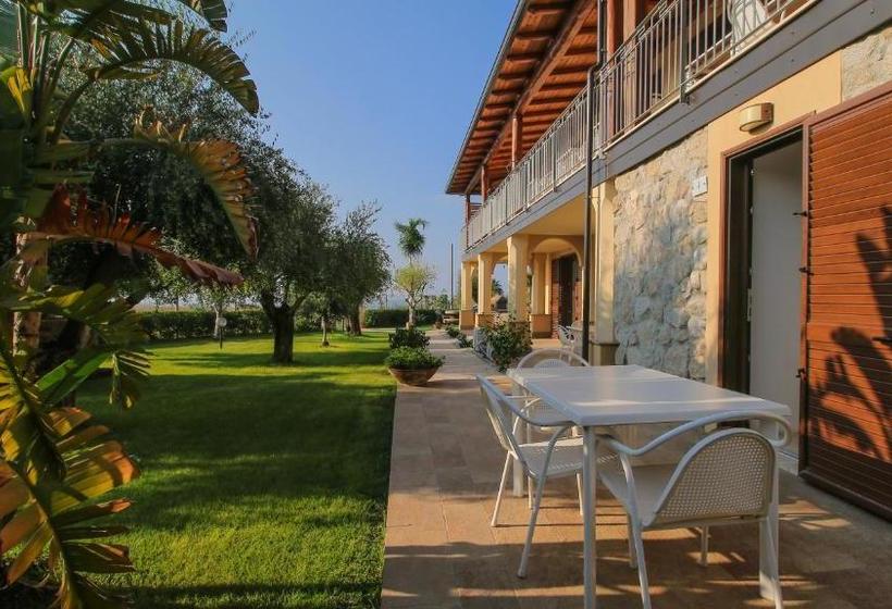 ベッドアンドブレックファースト Villa D Aquino