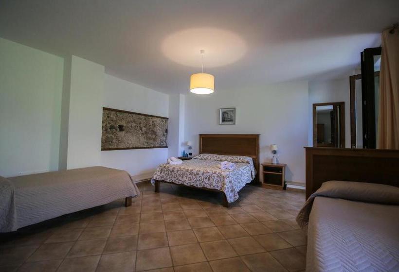 ベッドアンドブレックファースト Villa D Aquino