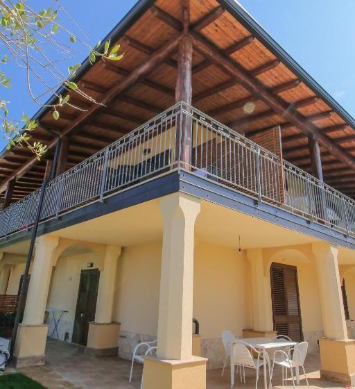 ベッドアンドブレックファースト Villa D Aquino