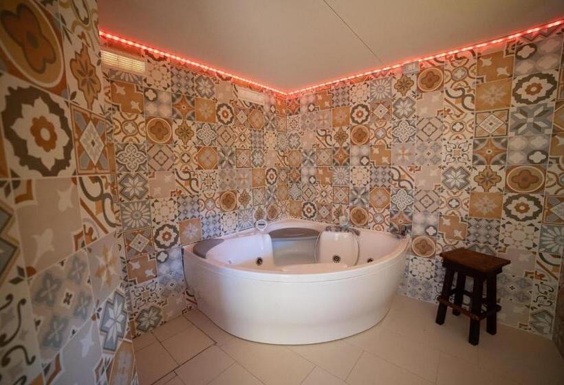 تختخواب و صبحانه Coppola Rossa Relax